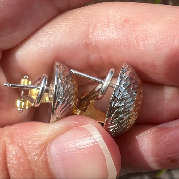 Bel Oro 18KT white Yellow Gold two tone Omega Clip pierced Earrings textured 18k - Picture 11 of 16